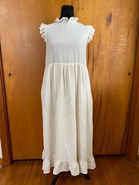 Urban Outfitters Cream Ruffle-Trim Maxi Dress 100% Cotton Lightweight Versatile